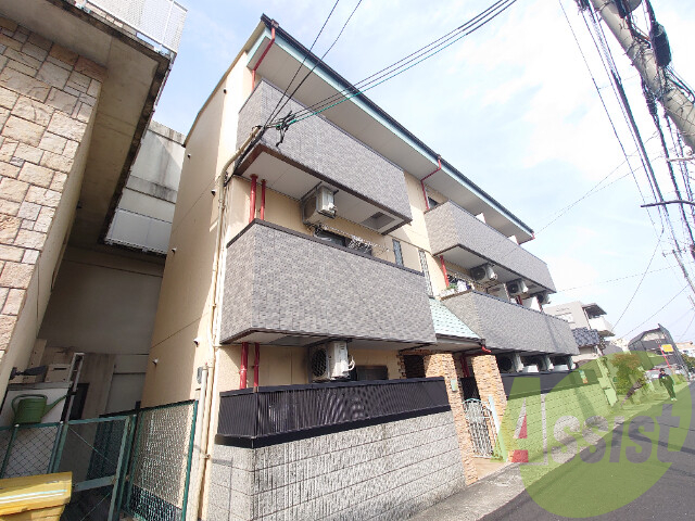 プラーフ岡本