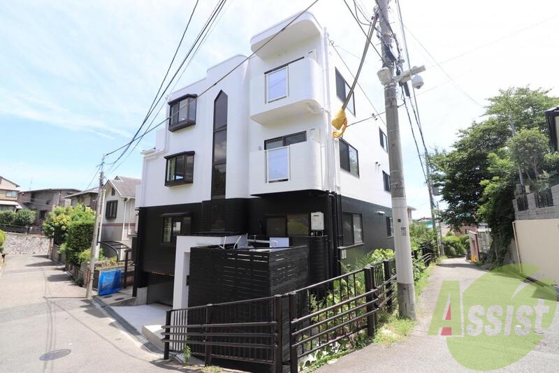 ブラントゥール芦屋の外観