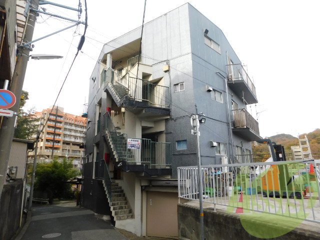 グリーンハイツの外観