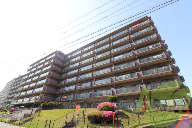 フレシア西宮の外観