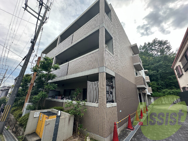 サンラヴィーヌ甲陽園の外観