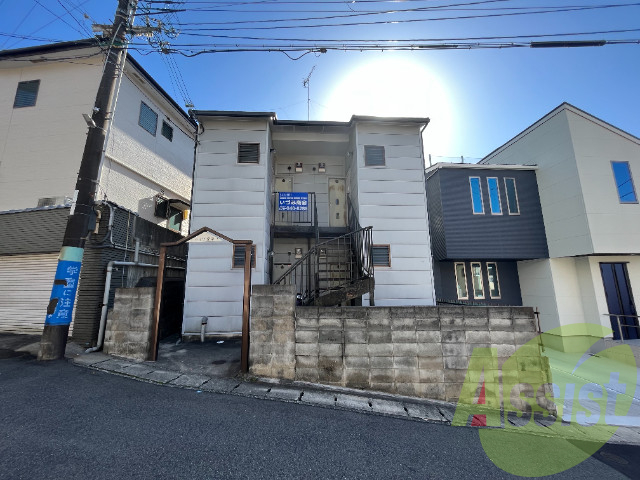 ハイツ常楽の外観