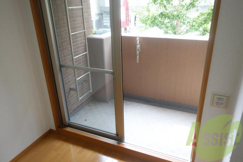 バルコニー バルコニー