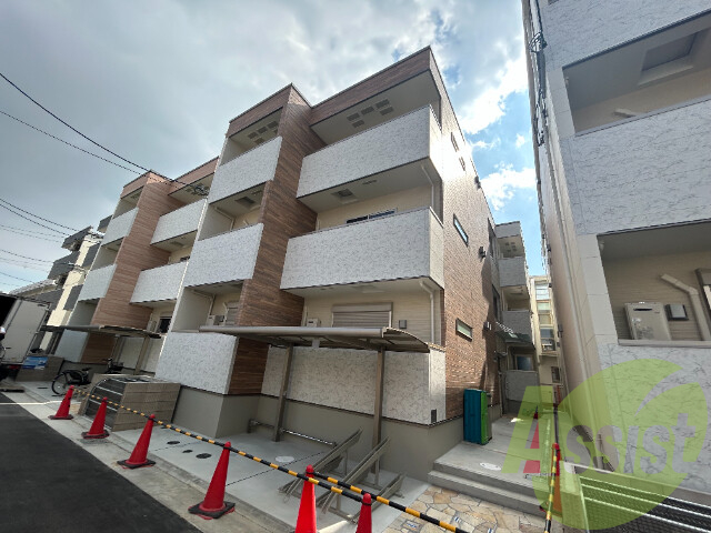 フジパレス阪急園田WESTⅢ番館の外観