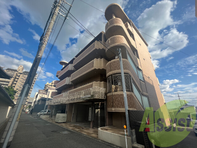 ポコアポコ明石鍛治屋町三番館の外観