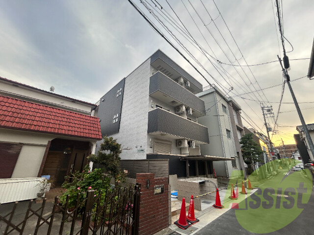 フジパレス園田駅東の外観