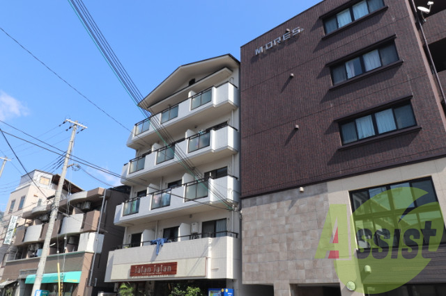 シンプルライフ本山の外観