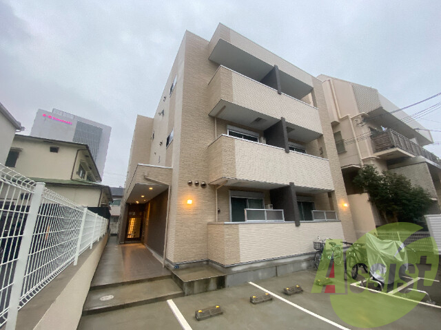 ワコーレヴィータ神戸駅WESTの外観