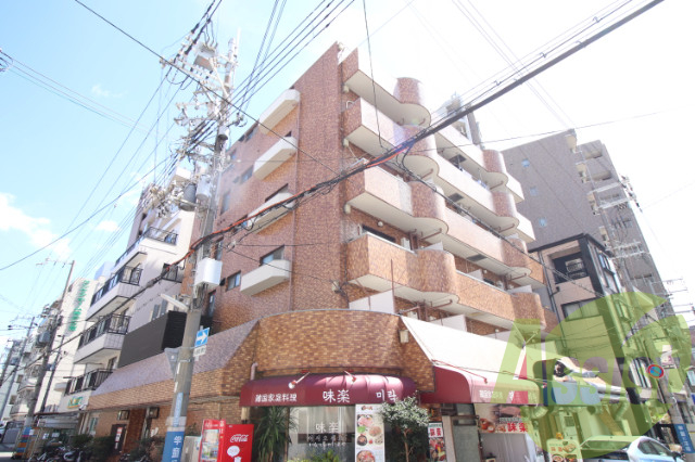 玉屋マンションの外観