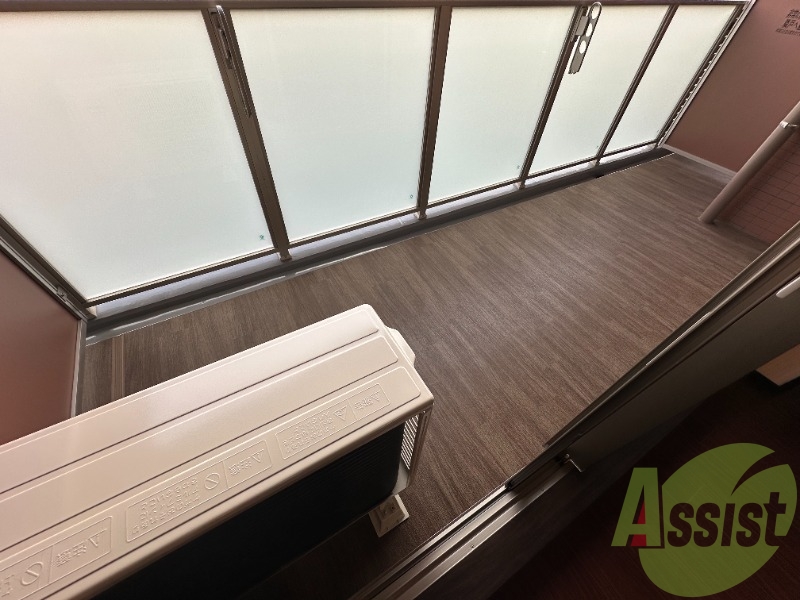 バルコニー バルコニー