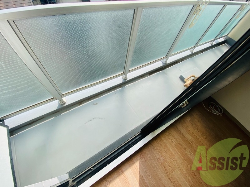 バルコニー バルコニー