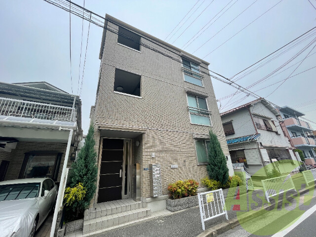 メゾン　トレビナ