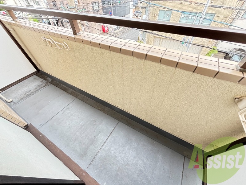 バルコニー バルコニー