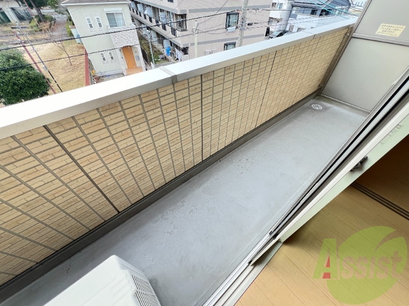 バルコニー バルコニー