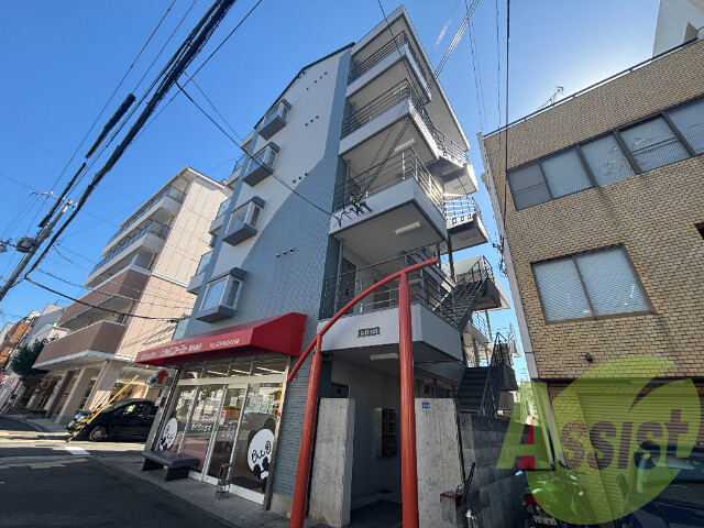 クレストイズミの外観