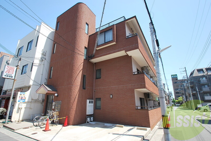 レグルスコートの外観