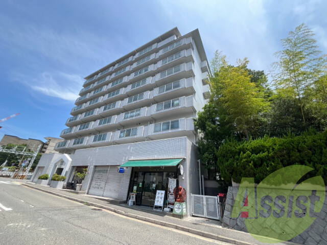 ベルダ鈴蘭台の外観