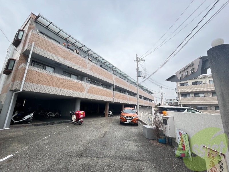 シャンポール西藤江の外観