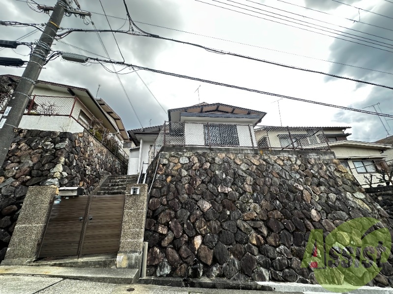 鈴蘭台南町2丁目2-5貸家の外観