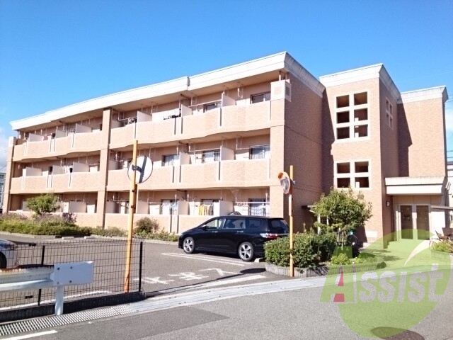 アドラブールの外観