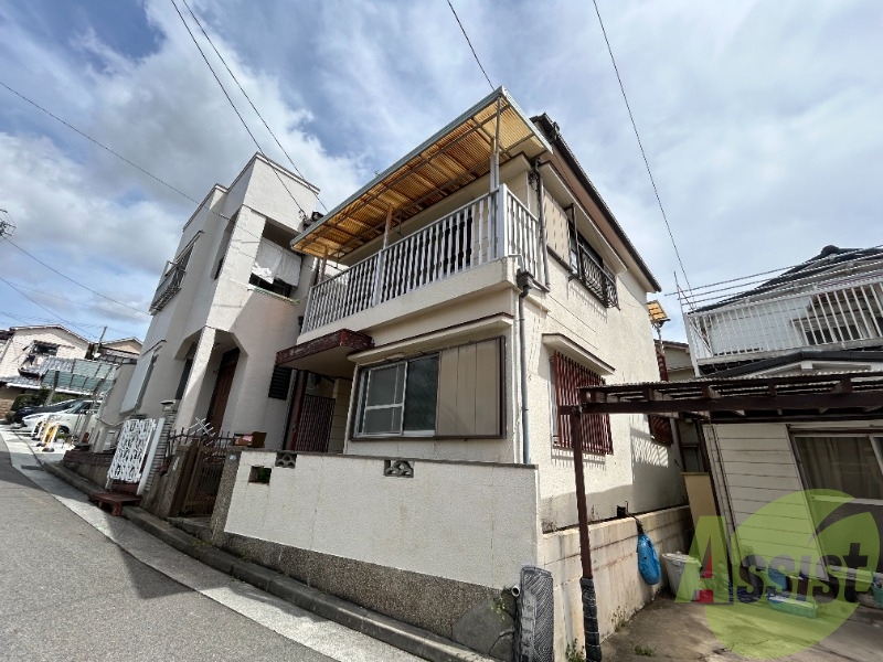 鈴蘭台南町6丁目17-8戸建の外観