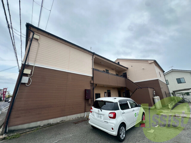ハイツイベールの外観