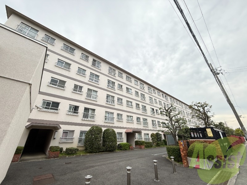 コスモハイツ瑞ケ丘Ａ棟の外観
