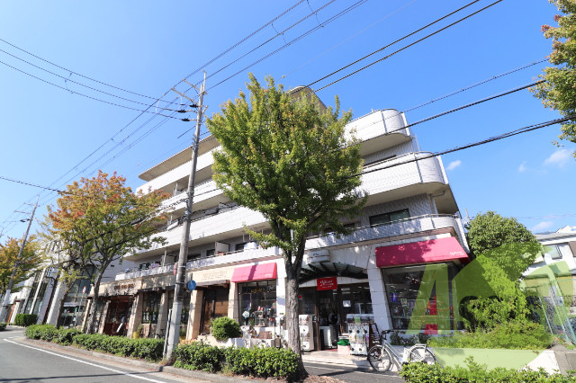 ハッピーコート芦屋の外観