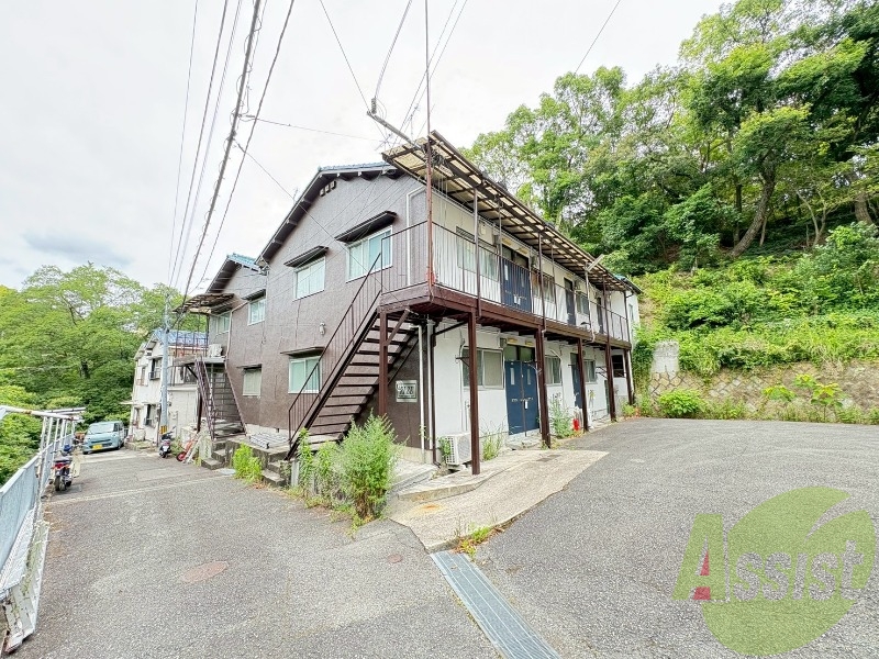 ライズ神戸長田2号棟の外観