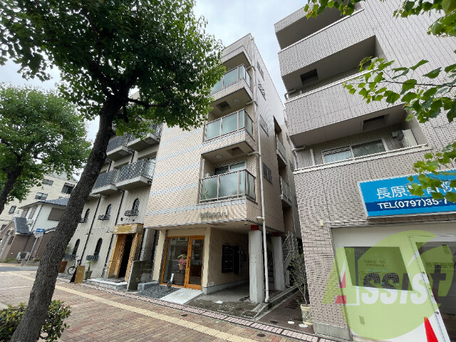 ビルボード芦屋の外観
