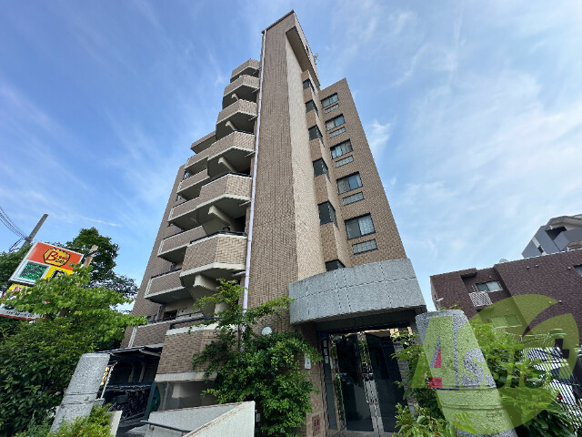 メゾン共栄の外観