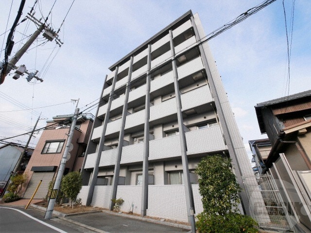 コンフォールメゾンの外観