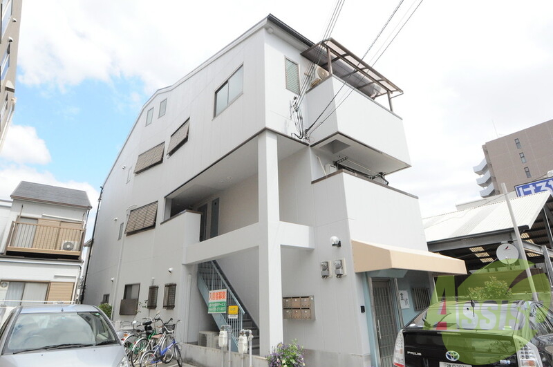金沢マンションの外観