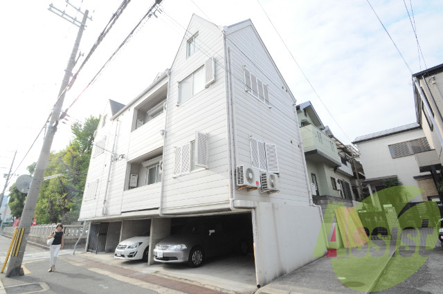 キャンパス2000須磨天神の外観