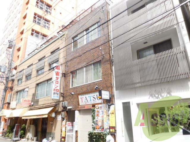 サンビルの外観