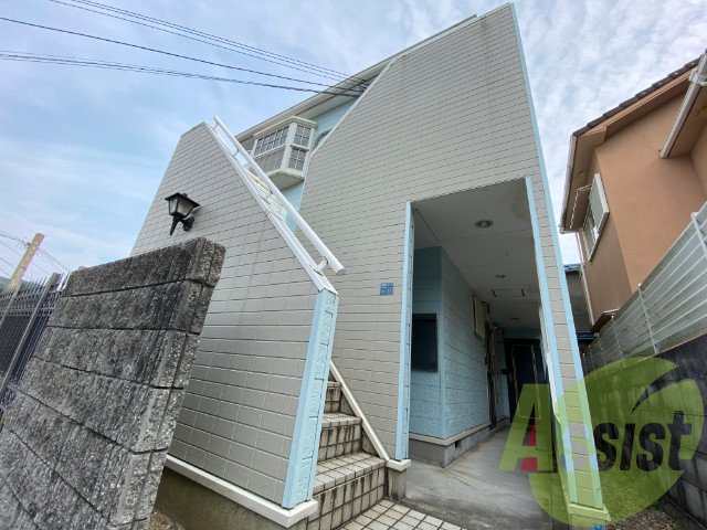 コリーヌ塩屋の外観