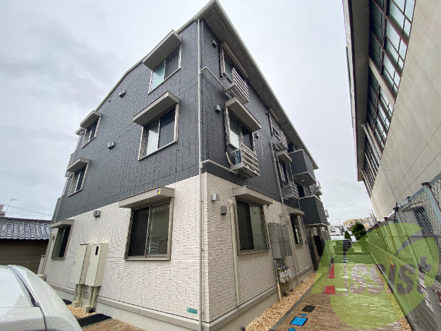 ル　リアン明石の外観