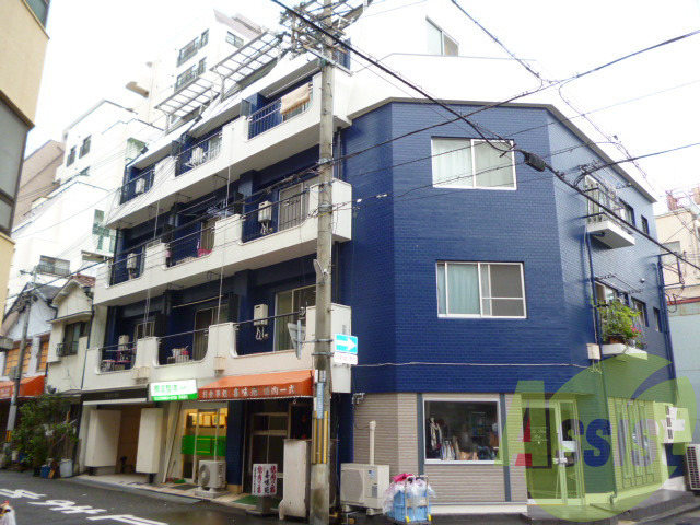 プラーフ湊川の外観