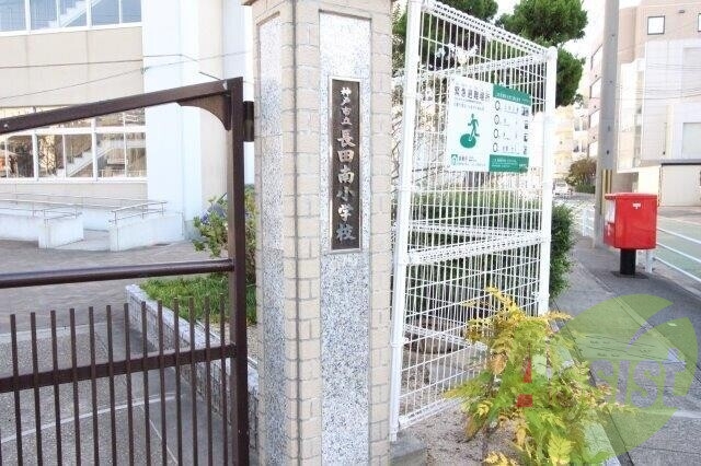 神戸市立長田南小学校 55m 神戸市立長田南小学校 55m