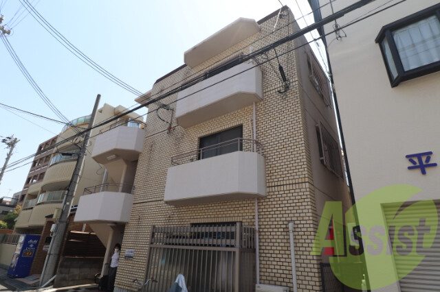 ファミネス芦屋