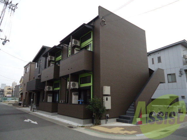 ラ・ヴィータ川西の外観