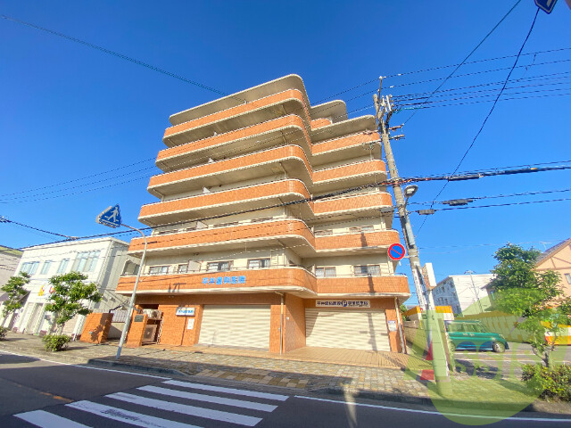 ハッピーコート明石の外観