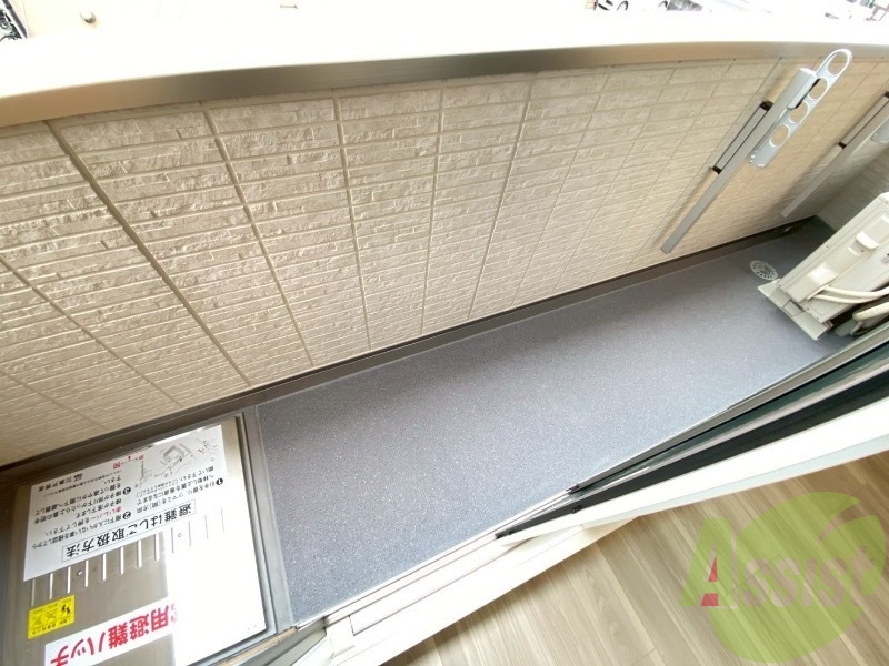 バルコニー バルコニー