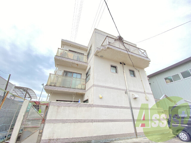 アッシュコート明石の外観