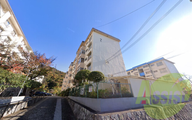 鶴甲コーポ2号館の外観