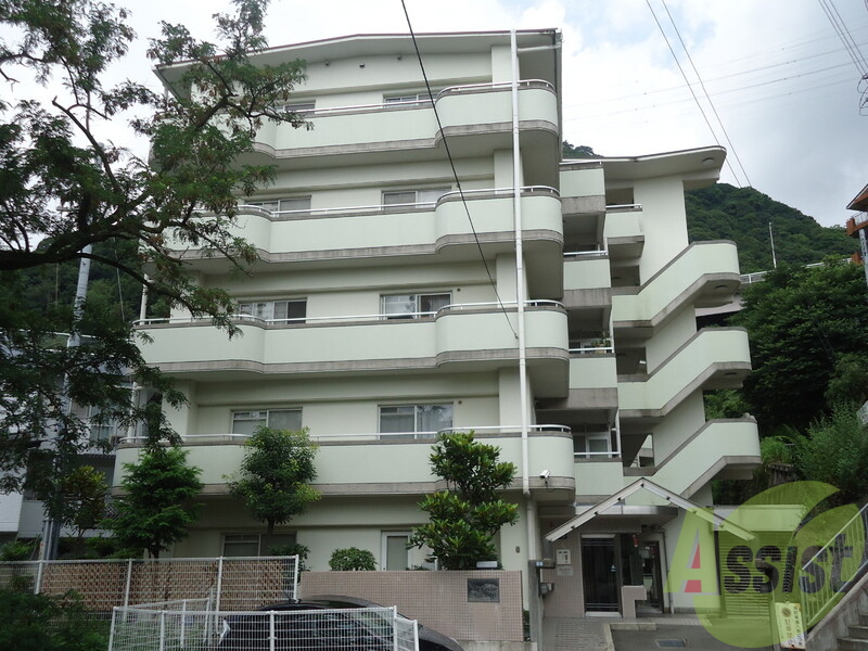 メゾンドカスカード六甲の外観