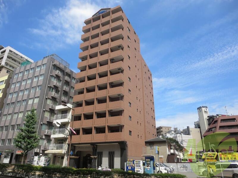 プレサンス新神戸の外観