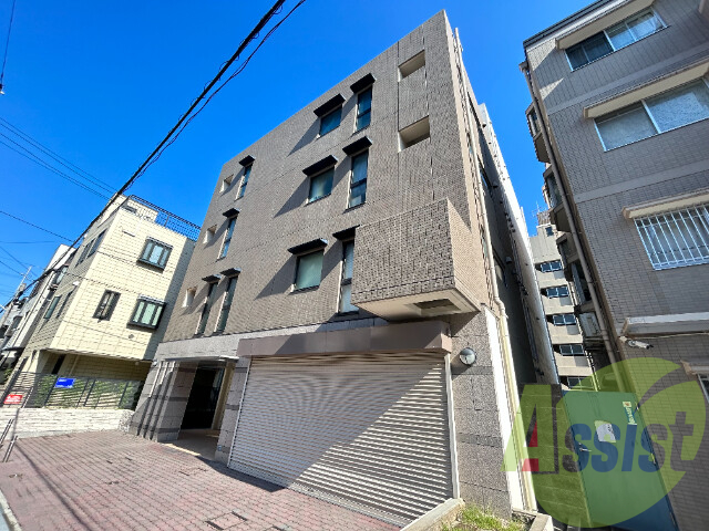 ジェヌイン本山の外観