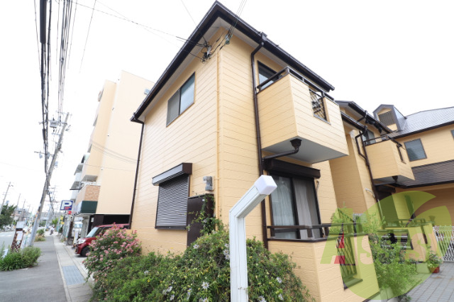 シーサイド月見山の外観