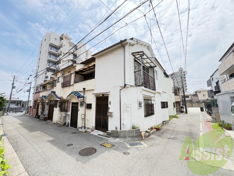 行幸町4丁目テラスハウスの外観